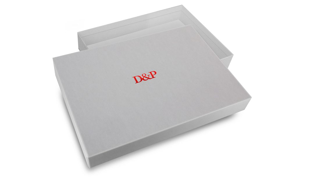 D&p Corporate A4 Doc Pb 225x310d35 White Red Deboss